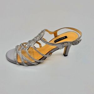 Womens Silver Heels/Sandals